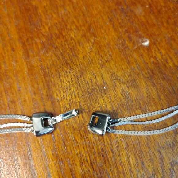Napier Three Strand Silver Colored Chain Necklace‎ - Picture 6 of 6
